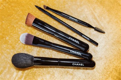 chanel brush sets for makeup|chanel professional makeup brush set.